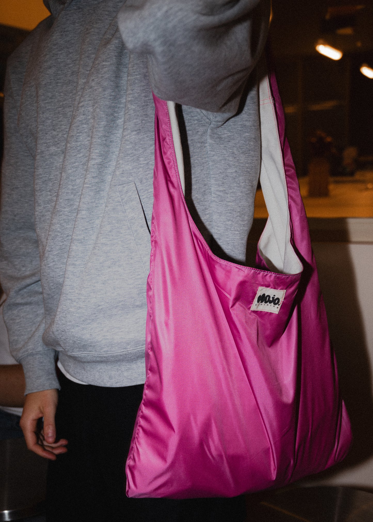 Mojo Bag (denim écru & imperméable rose)