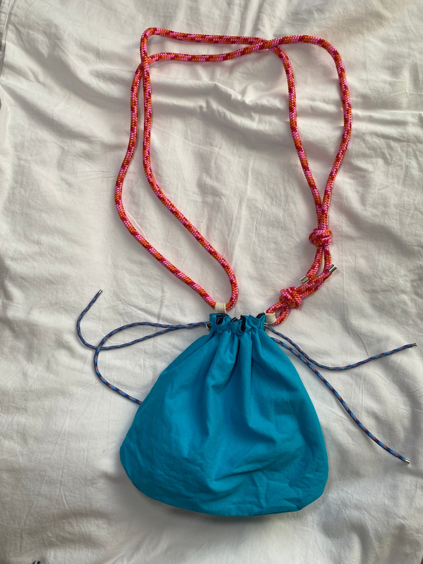 MojoBourse en imperméable marine et coton turquoise 🐠