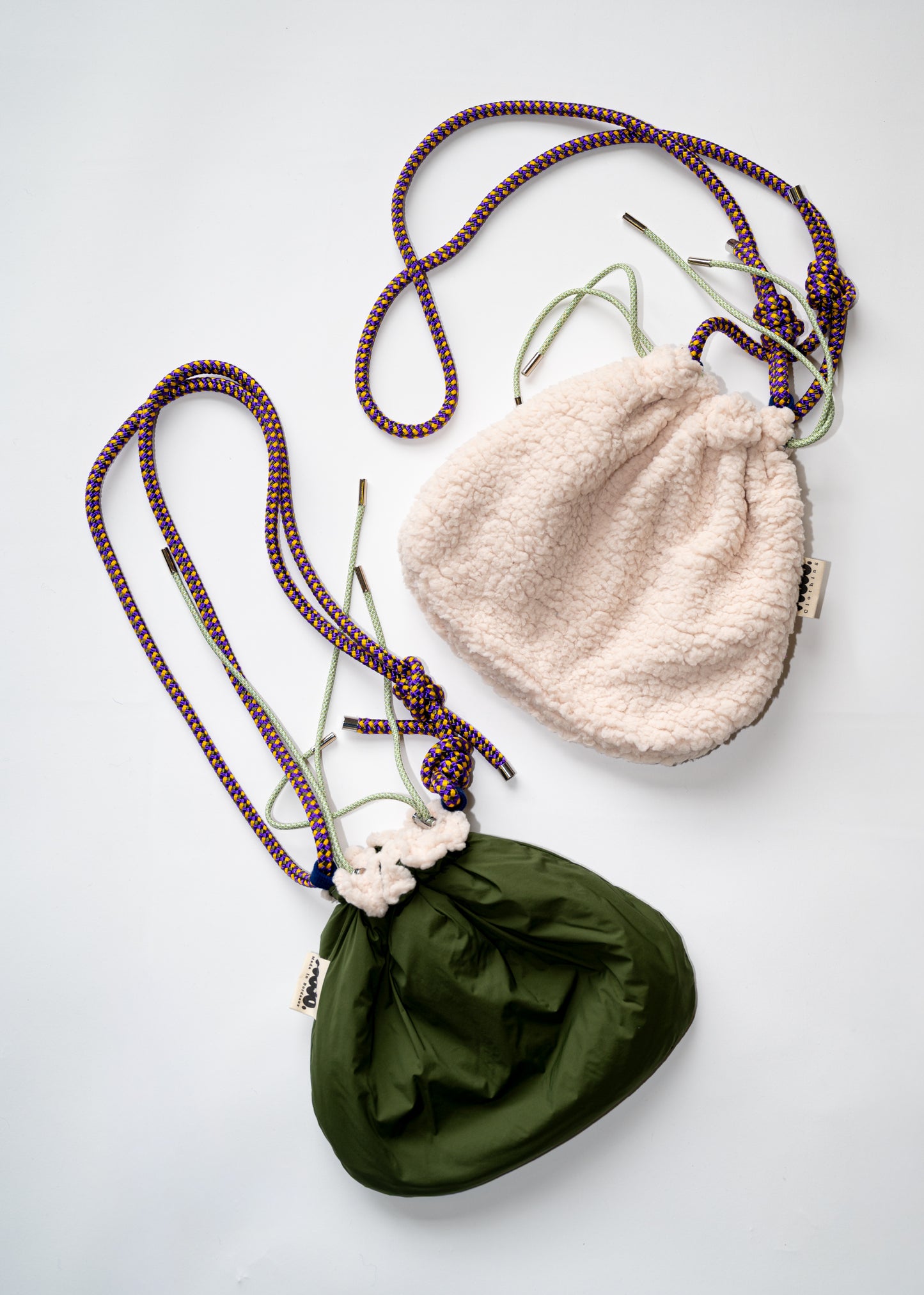 Mojo Bourse (sherpa écru & imperméable kaki)