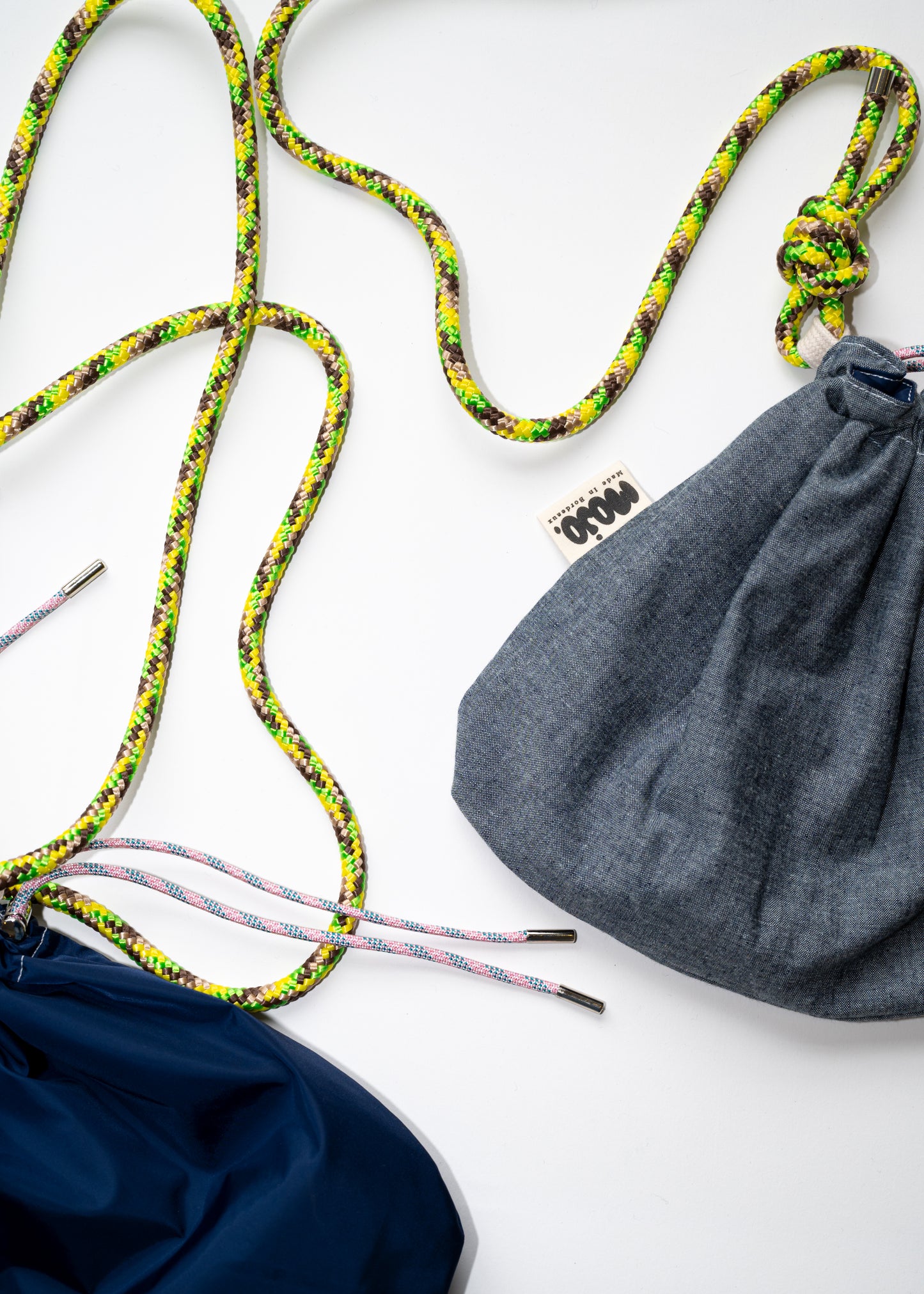 Mojo Bourse (imperméable marine & coton gris)