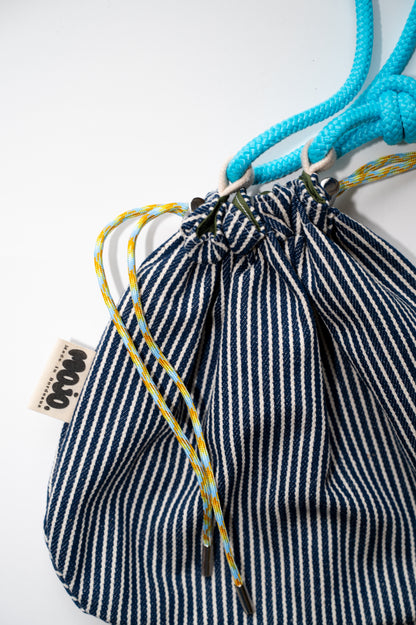 Mojo Bourse (imperméable kaki & denim rayé)