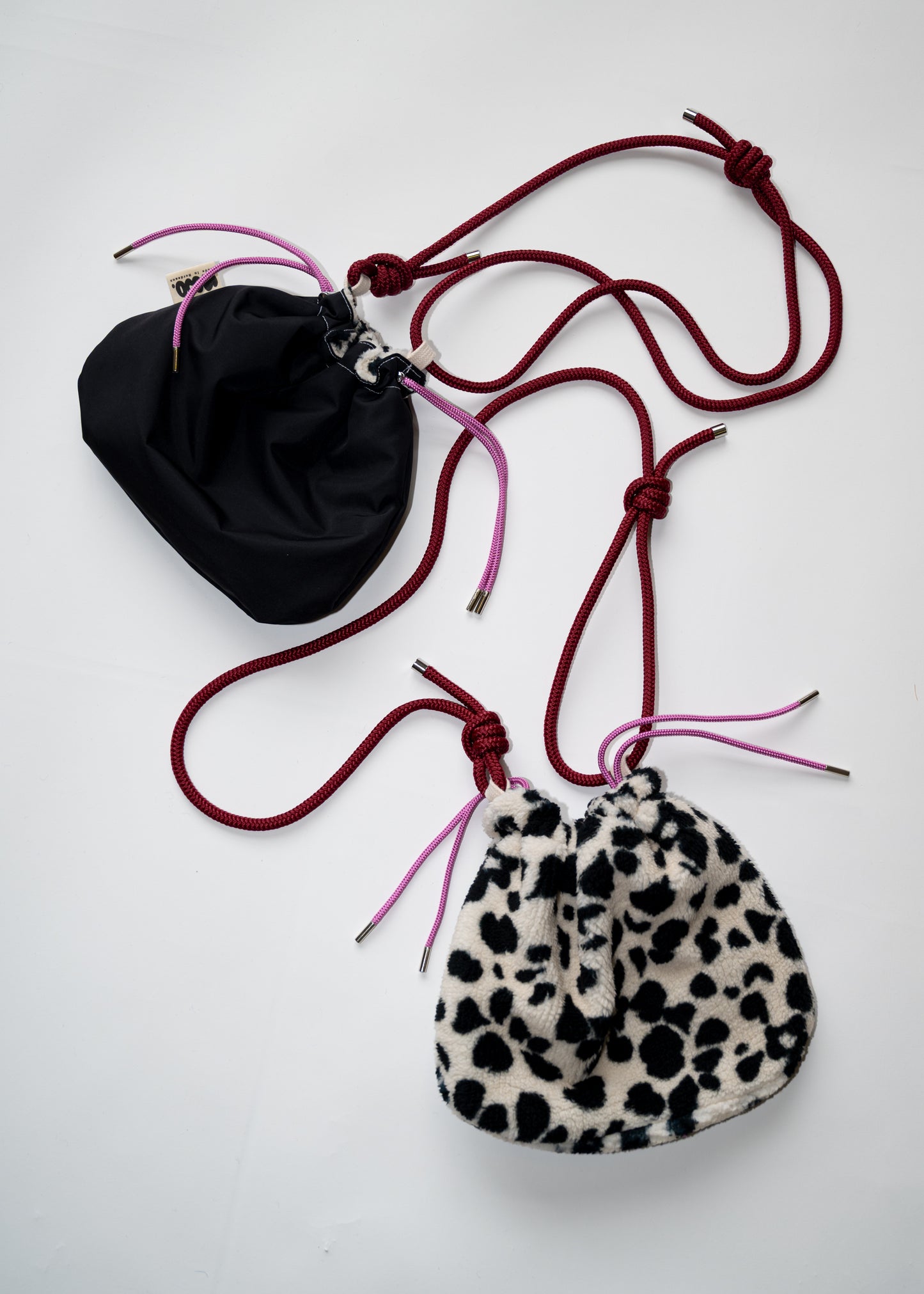 Mojo Bourse (polaire motif vache & imperméable noir)