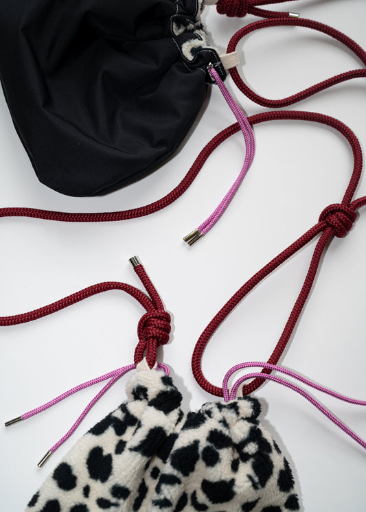 Mojo Bourse (polaire motif vache & imperméable noir)