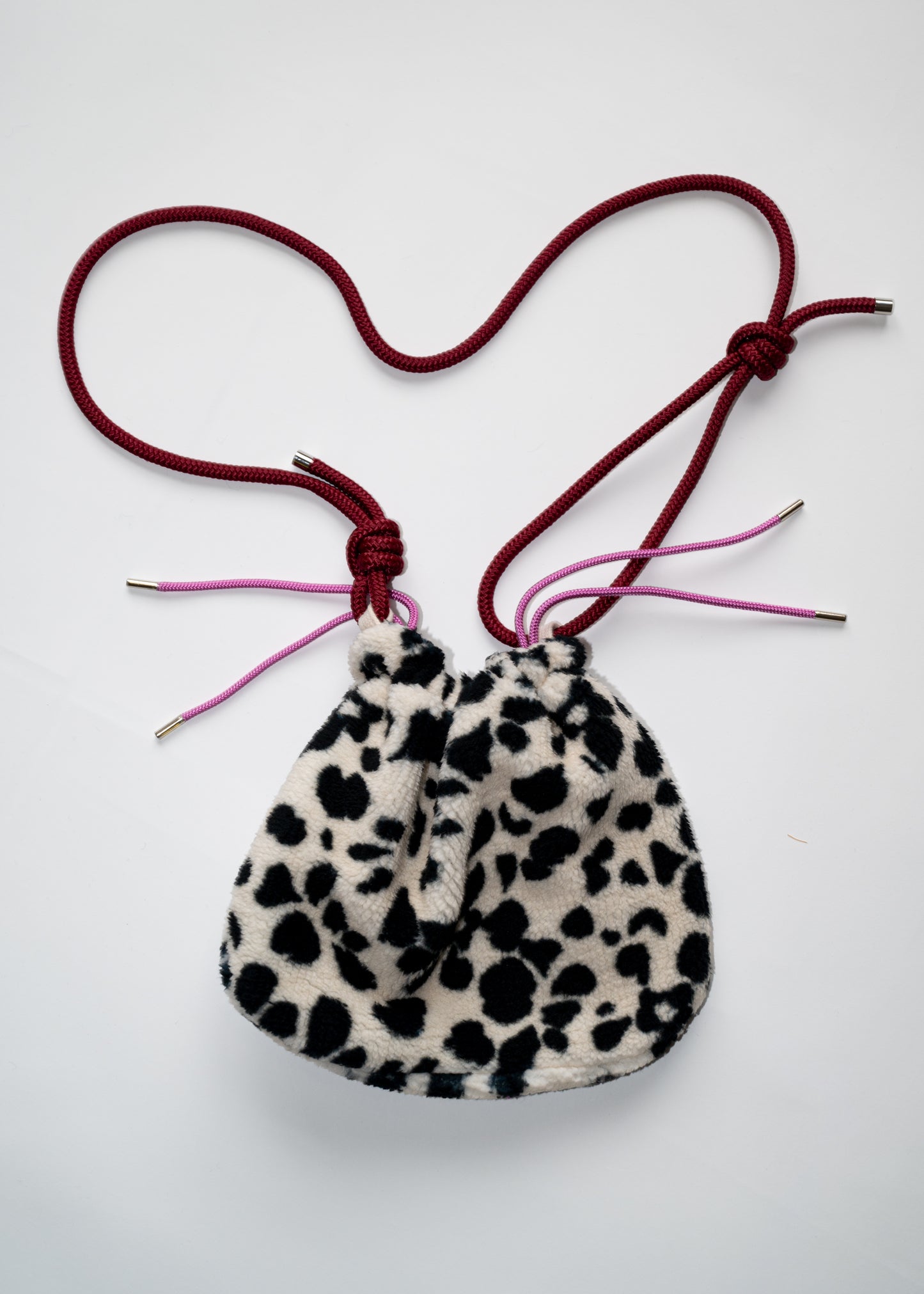 Mojo Bourse (polaire motif vache & imperméable noir)