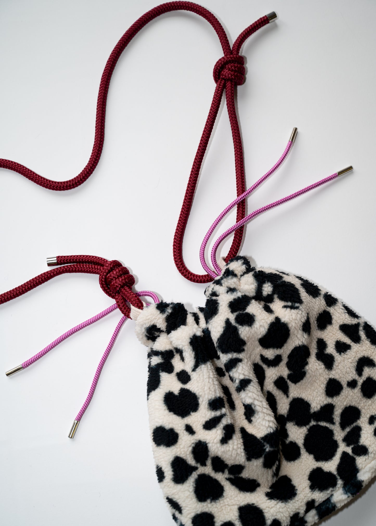 Mojo Bourse (polaire motif vache & imperméable noir)