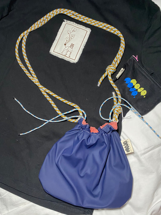 MojoBourse en imperméable marine et tissu éponge pêche 🐈